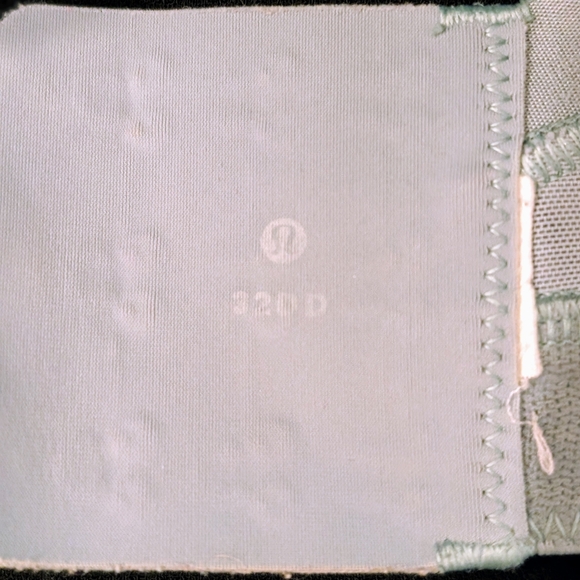 Lululemon Sports Bra Light Blue - Picture 8 of 8